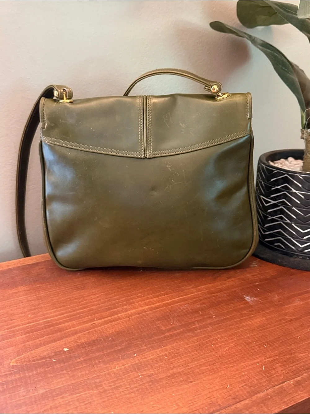 Vintage Maurizio De Giacomi Olive Green Leather Italian Shoulder Bag Purse